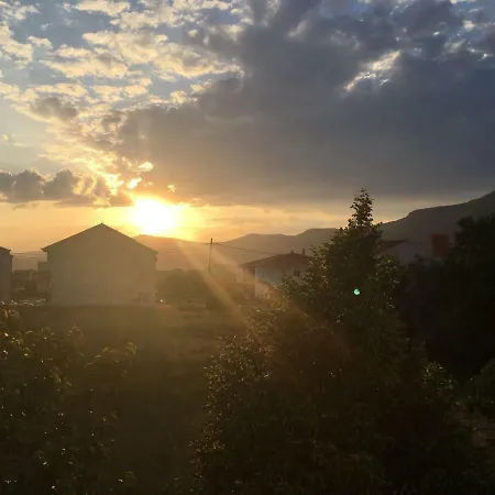 Apartman Lana 公寓 Kaštela